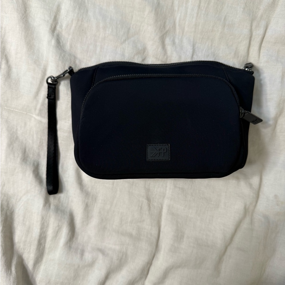 EUC Freshly Picked Seoul Zip Pouch- Ebony
